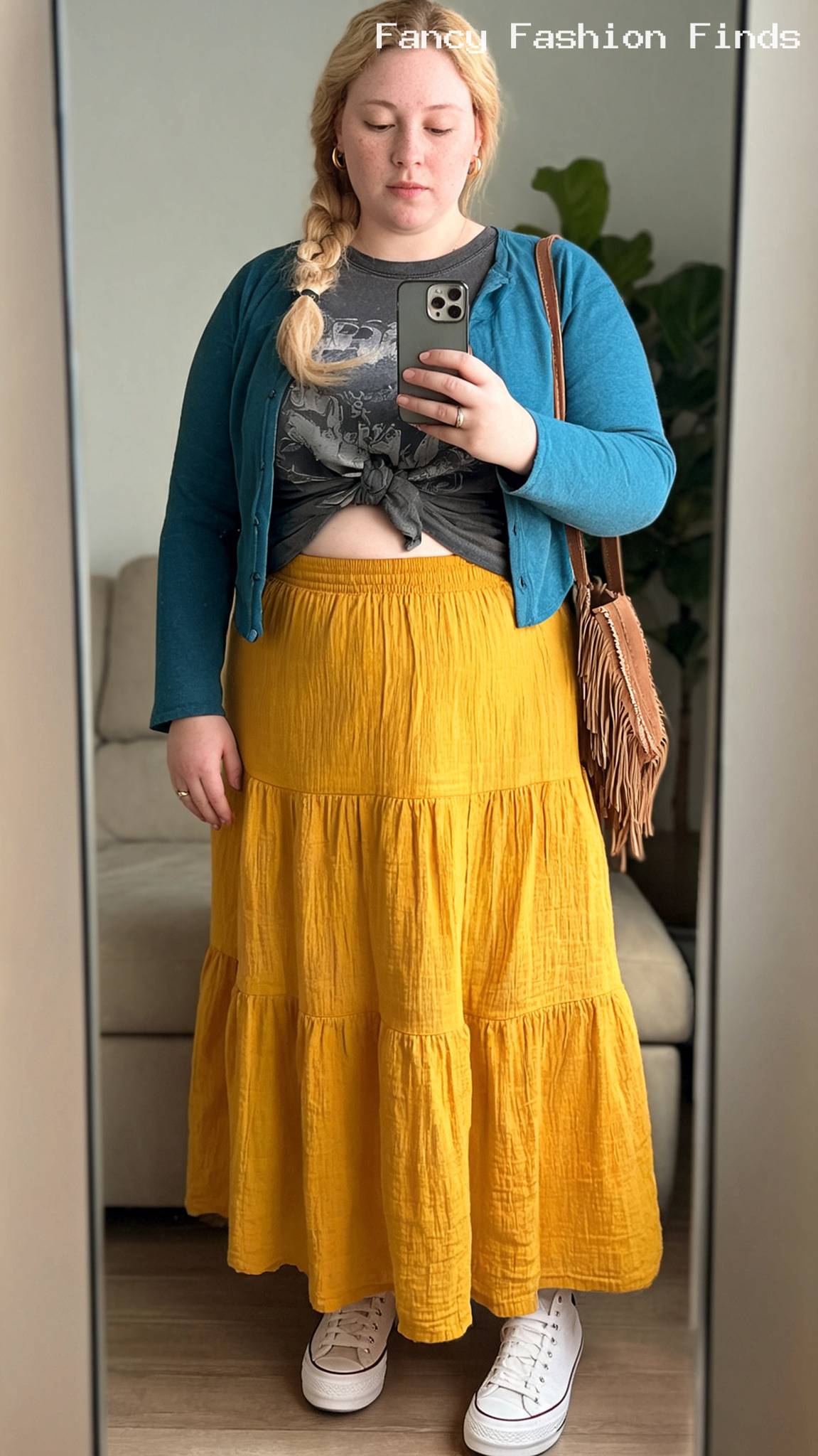 Maxi Skirt and Graphic Tee - 20 Cute Plus Size Road Trip Outfits for Every Kind of Stop