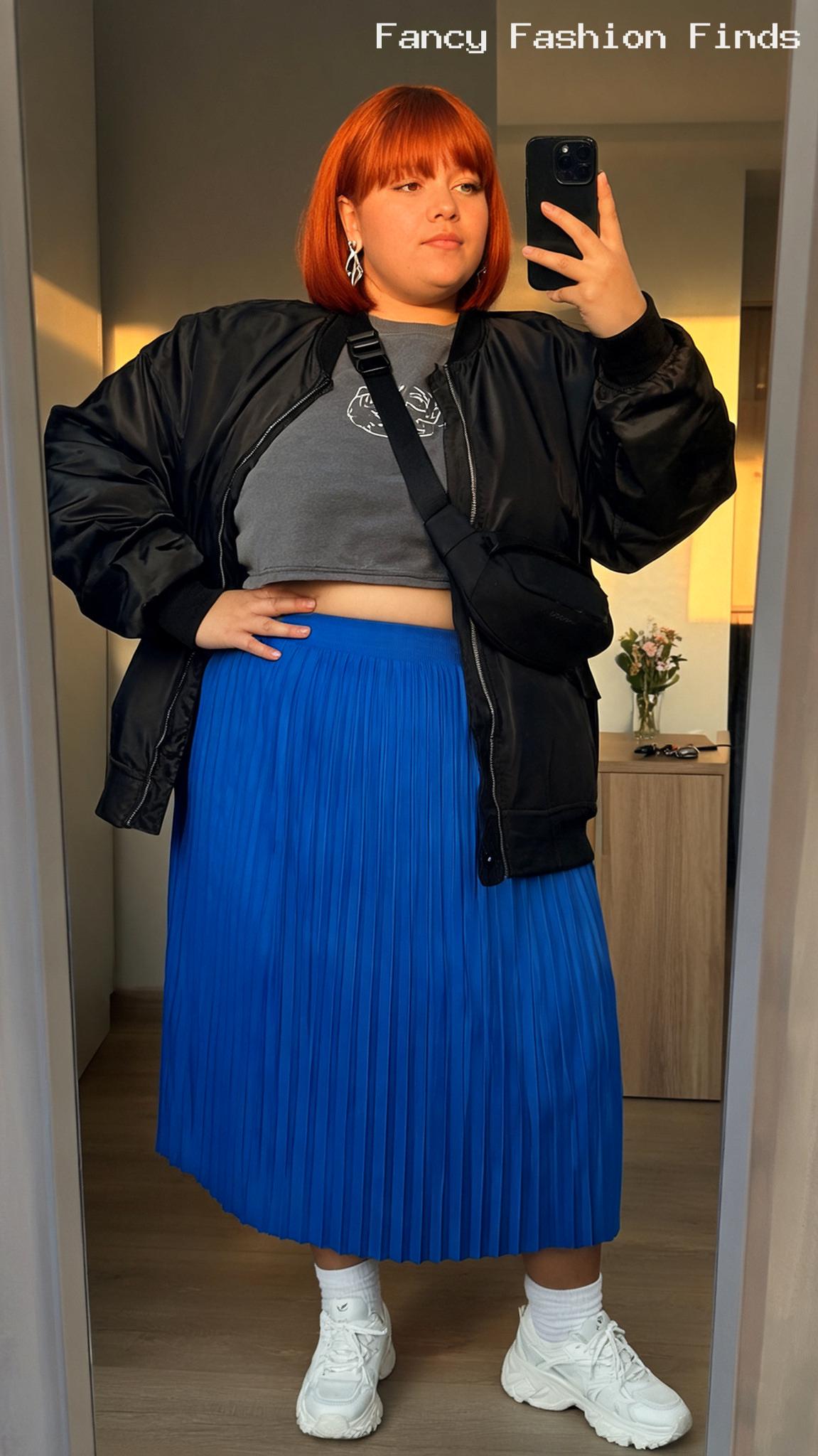 Sweatshirt and Pleated Skirt - 20 Simple Plus Size Outfit Ideas for Stylish Busy Women